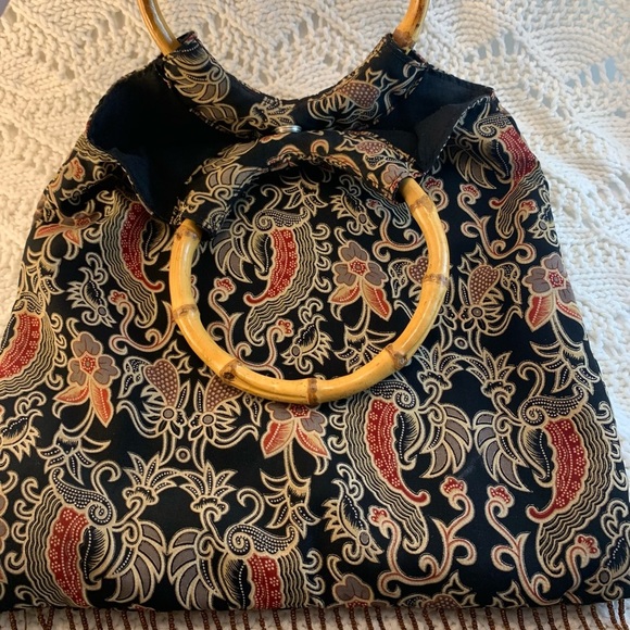 St.John’s Bay Boho Style Bamboo Handle Handbag Dark Floral Print - Picture 2 of 5